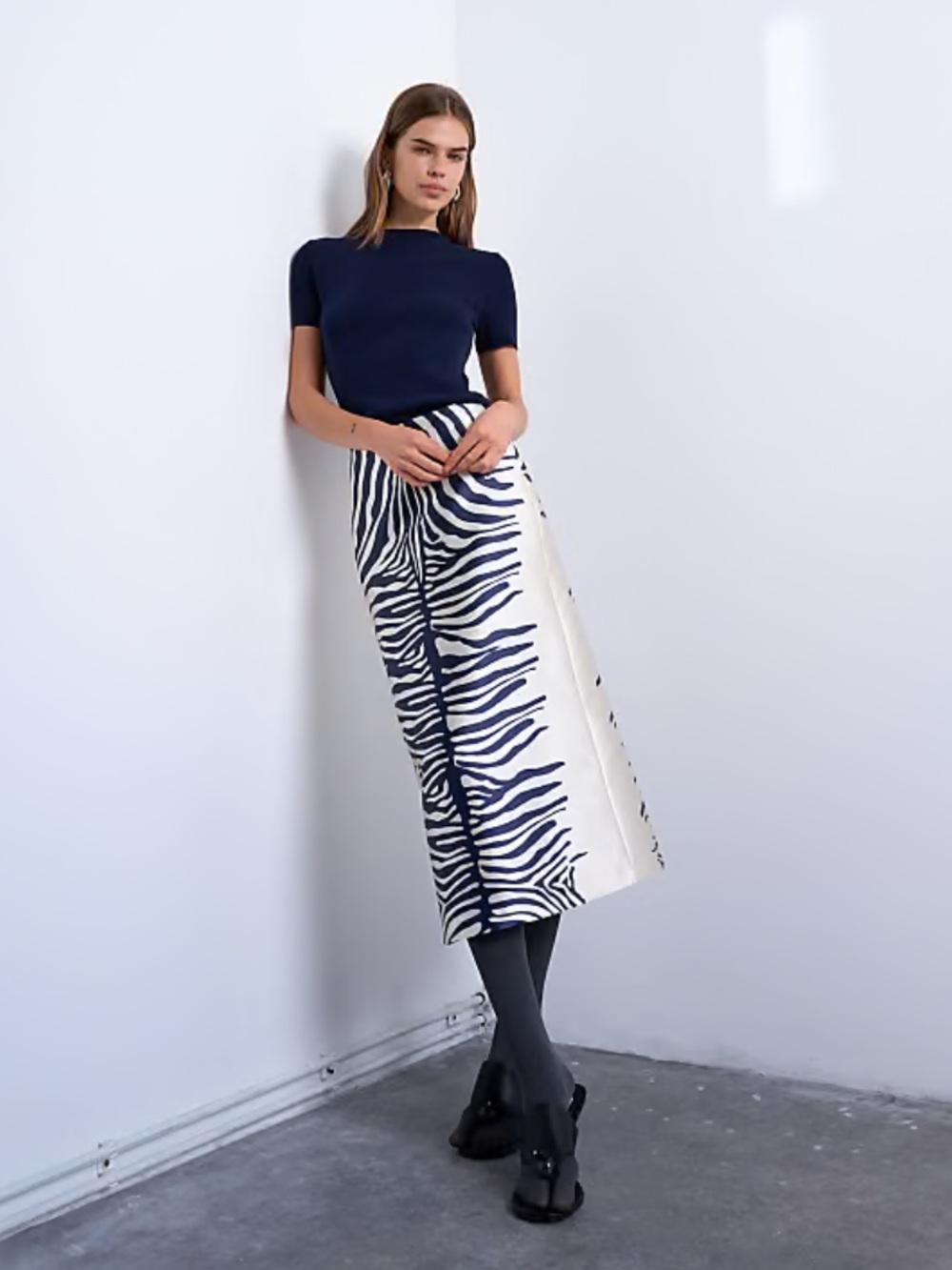 TOPSHOP Navy and Cream Zebra-Print Midi Skirt - Picture 2 of 6